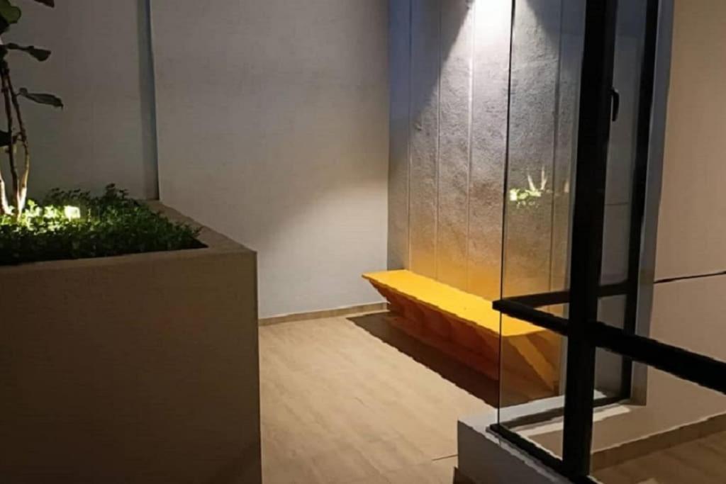 Apartment Cozy Sky Trees Bukit Indah Netflix And Amenities B06 *